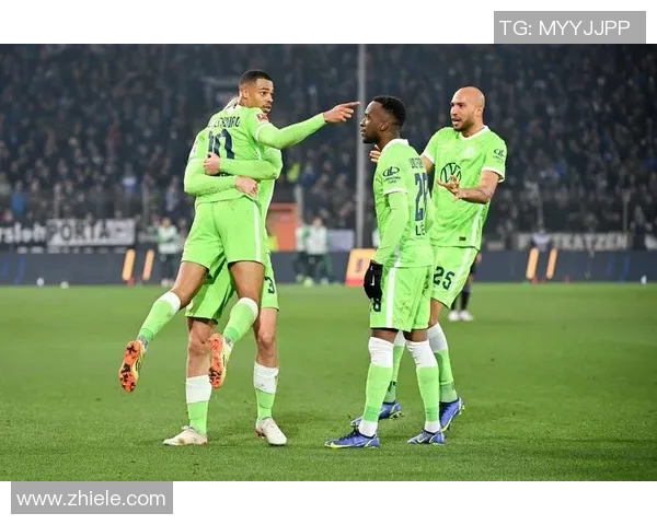 沃尔夫斯堡与多特蒙德德甲激战握手言和共创和谐